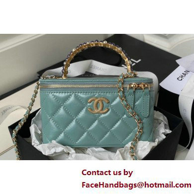 Chanel Shiny Crumpled Lambskin, Imitation Pearls & Gold-Tone Metal Clutch with Chain Bag AP3804 Green 2025 - Click Image to Close